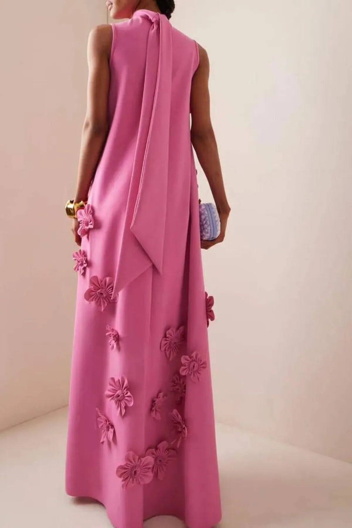 Flower Embellished Maxi Dress for Summer Evening Events - Sleeveless Design in Lightweight Fabric