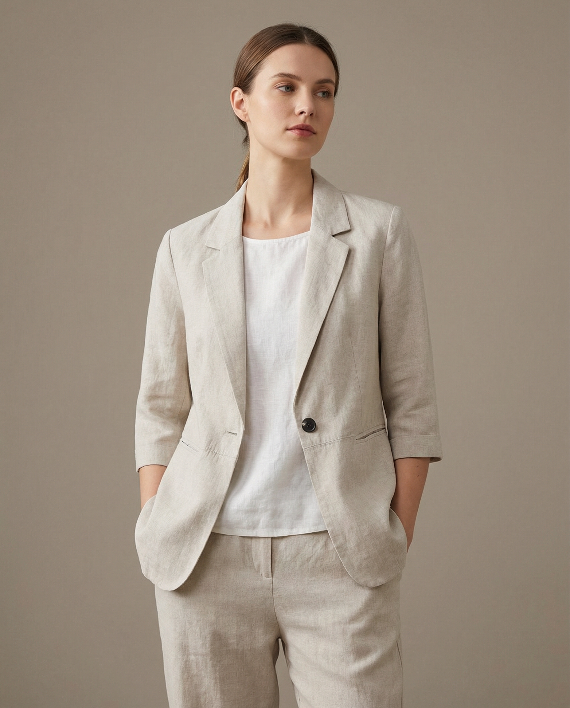 Lightweight Cotton Linen Women's Blazer for Casual and Elegant Outings