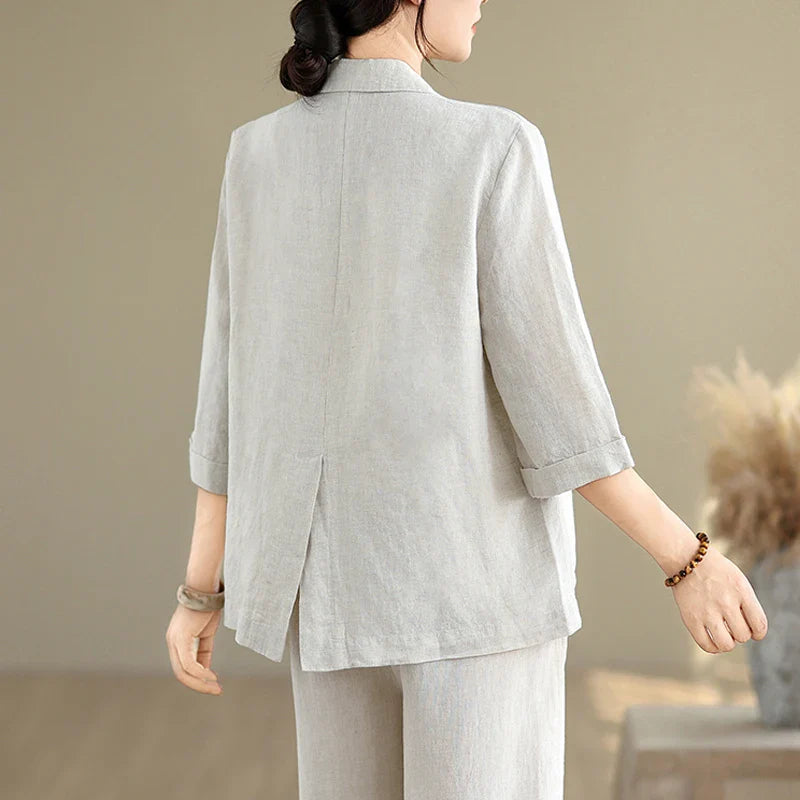 Lightweight Cotton Linen Women's Blazer for Casual and Elegant Outings