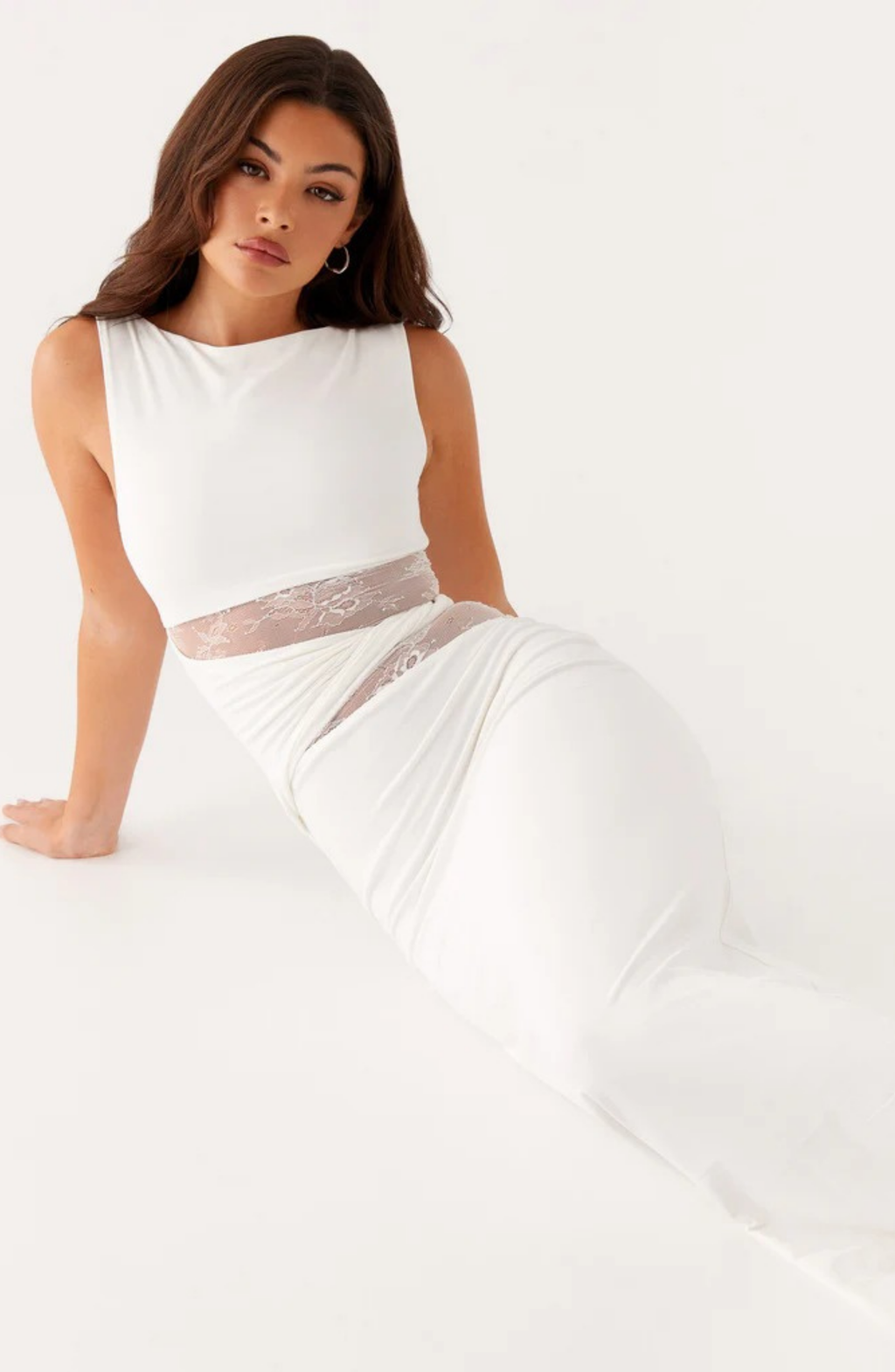 Maxi Dress in Soft Fabric with Elegant Design for Formal Events and Special Occasions