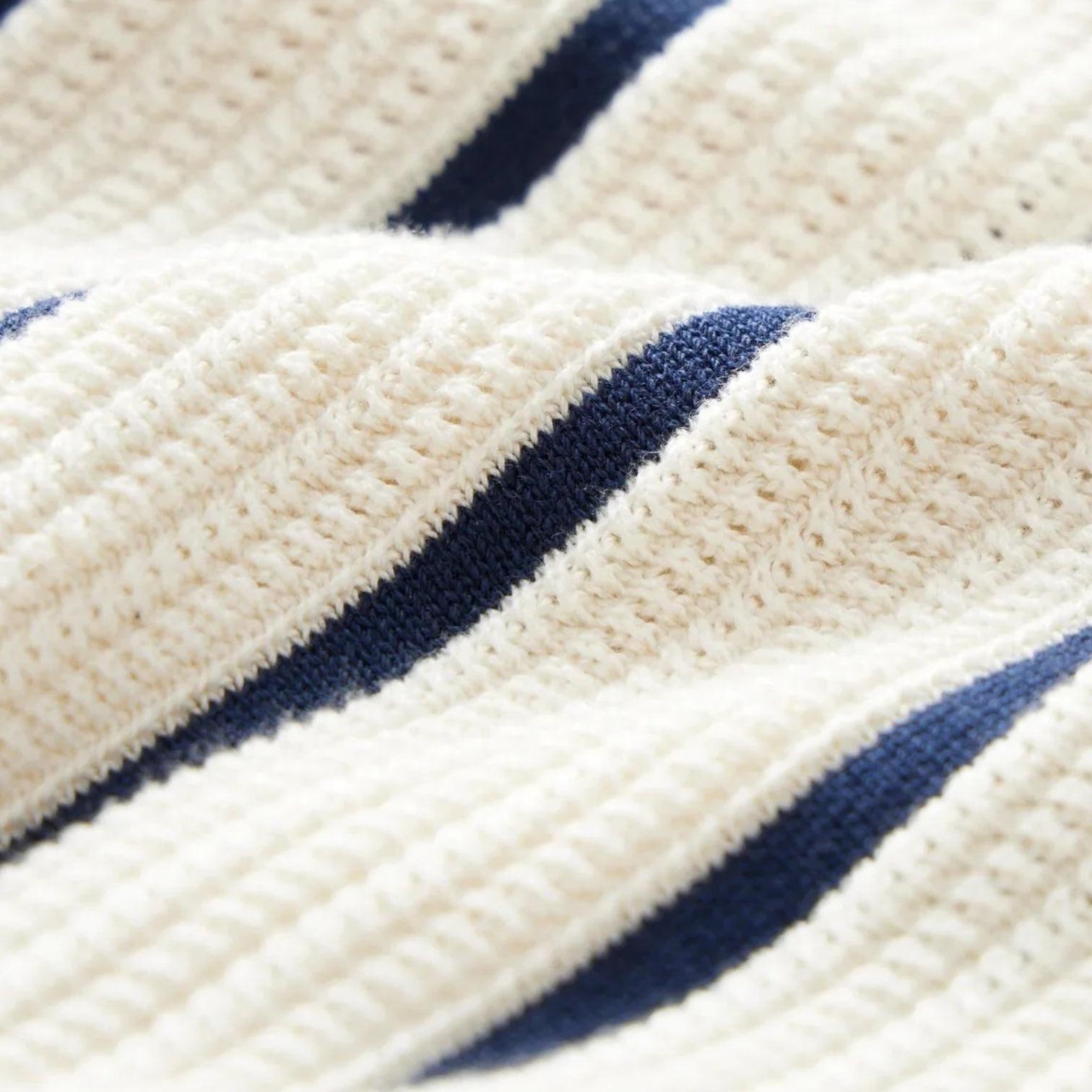 Men's Knitted Polo Shirt with Vertical Rib Texture, Short Sleeves, Button Placket - Casual Wear for Everyday Style