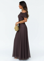 Off Shoulder Chiffon Maxi Dress for Women - Elegant Evening Wear with Flowing Skirt and Lightweight Fabric
