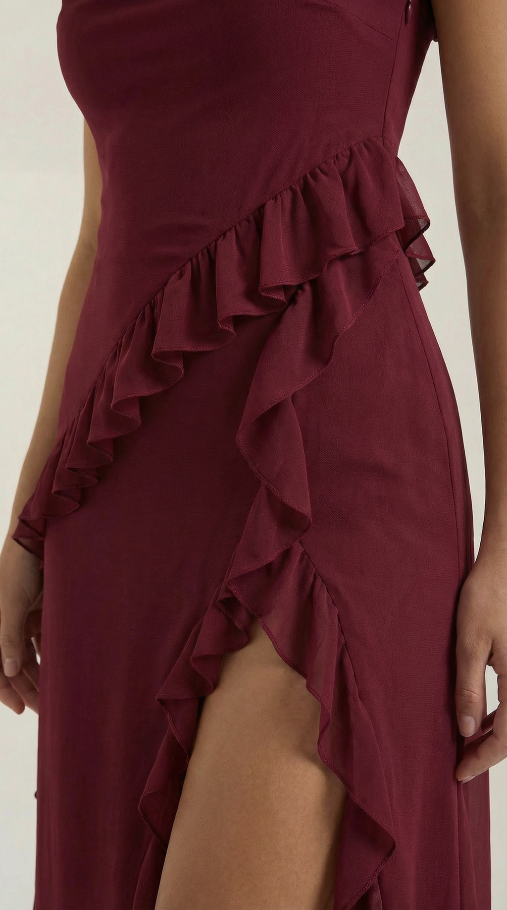 Ruffled Maxi Dress for Women - Lightweight Fabric, Elegant Design, Perfect for Summer Events and Casual Outings