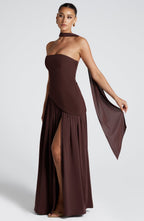Strapless Maxi Dress in Lightweight Fabric for Summer Events and Casual Outings
