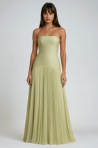 Strapless Pleated Maxi Dress for Wedding Guests - Elegant Evening Gown in Lightweight Fabric